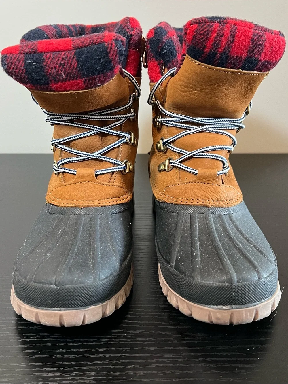 J. Crew Perfect Winter Leather Red Plaid Flannel Winter Duck Boots H1891 Size‎ 8